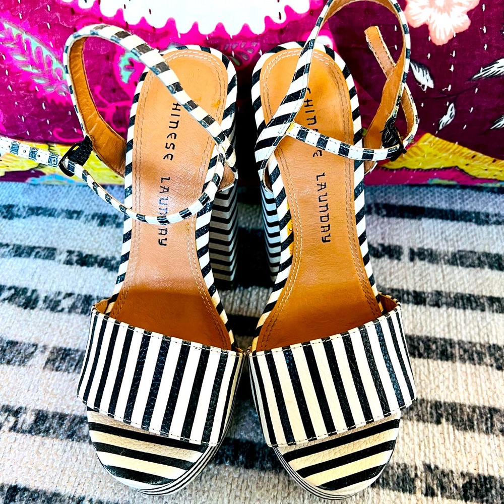 Chinese laundry stripped platform shoes. Soooo cute